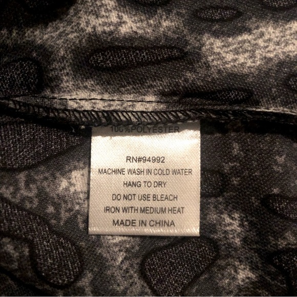 Patrizia Luca Milano Animal Print Notch V Neck Hi Low Blouse, L NWT - Picture 8 of 9